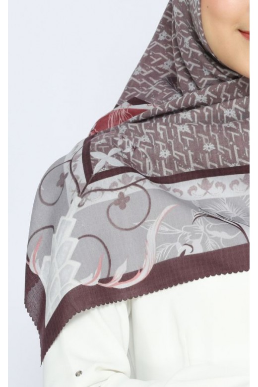 Hijab Segi Empat  Voal Ultrafine Lasercut Rosela Brown